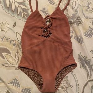 ❌SOLD ON CP❌ Acacia Honey Lipstick Kokomo Petite